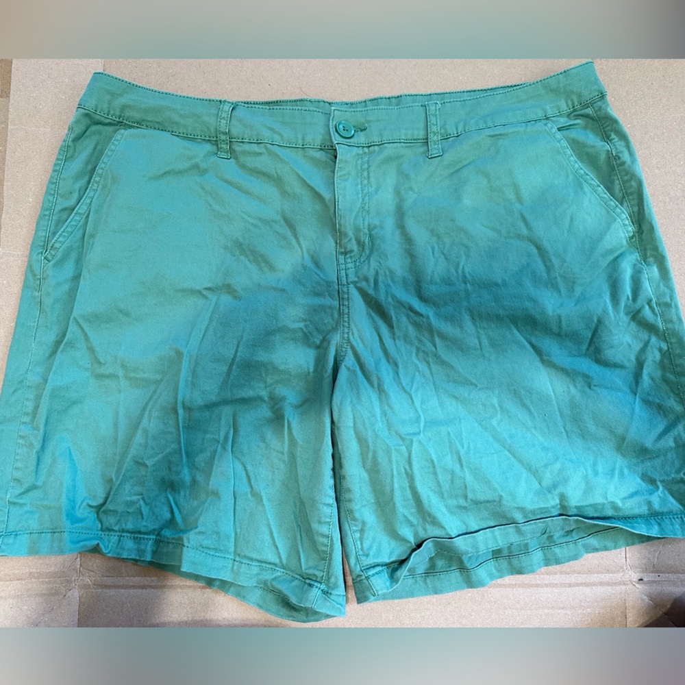 St. John's Bay Womens Mid Rise Chino Short